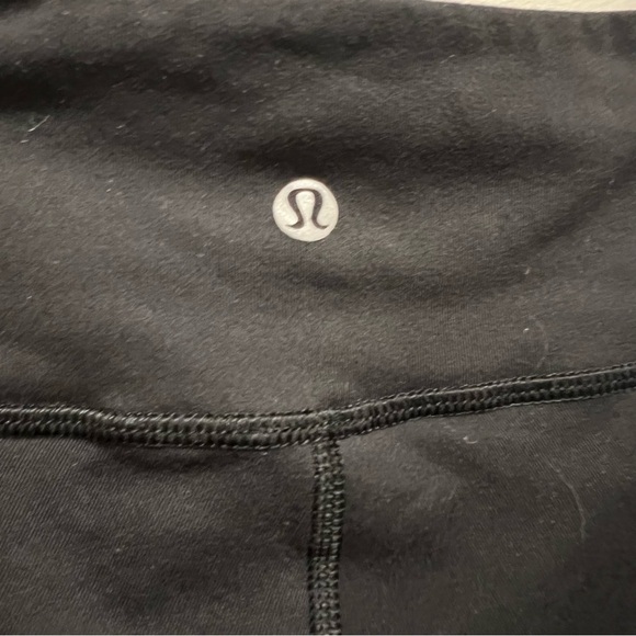 Lululemon Black Wunder Under Pant Size 2 Activewear Yoga - Picture 9 of 11